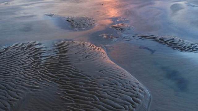 海钓路亚高手的必备技能，能看星辰能观潮汐，怪不得还能钓上大鱼